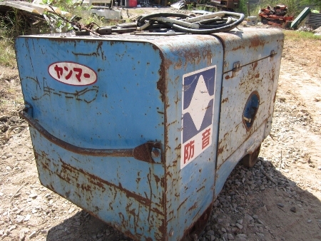 ขาย-เครื่องเชื่อมพร้อมปั่นไฟในตัว YANMAR: YW200AS เครื่องดีเซล 2 สูบ ตัวนี้มีสายเชื่อมพร้อม เก่าจากญี่ปุ่น ขาย-เครื่องเชื่อมพร้อมปั่นไฟในตัว YANMAR: YW200AS เครื่องดีเซล 2 สูบ ตัวนี้มีสายเชื่อมพร้อม เก่าจากญี่ปุ่น