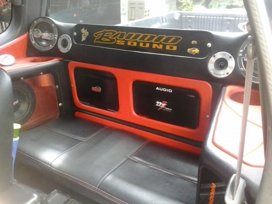 ฝากขายรถสวยๆซักคันครับ