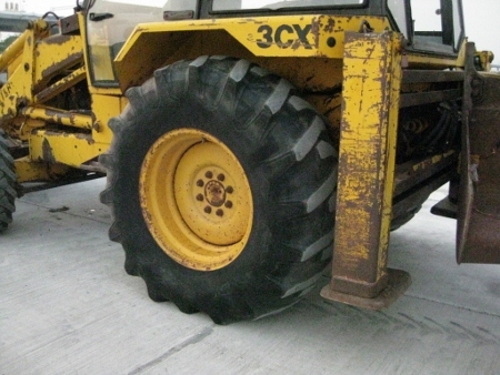 ขาย-รถหน้าตักหลังขุด แบบ 3 in 1 (ขุด, ตัก, ยก) ขับเคลื่อน 4 ล้อ JCB: 3CX มือขุดแบบคอสไลด์ มือสองนำเข้าจากญี่ปุ่น ขาย-รถหน้าตักหลังขุด แบบ 3 in 1 (ขุด, ตัก, ยก) ขับเคลื่อน 4 ล้อ JCB: 3CX มือขุดแบบคอสไลด์ มือสองนำเข้าจากญี่ปุ่น
