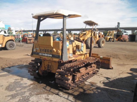 รถเเทรกเตอร์D2 เก่านอก ไม่เคยใช้งานในไทย 280000