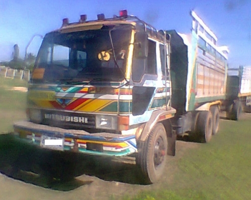 Mitsubishi FN527 MA วางเครื่อง 6D16 Bo แม่โล ลูกเหล็ก เบรคใหญ่ คัสซีสวย ยาง 60-70\% Mitsubishi FN527 MA วางเครื่อง 6D16 Bo แม่โล ลูกเหล็ก เบรคใหญ่ คัสซีสวย ยาง 60-70\%