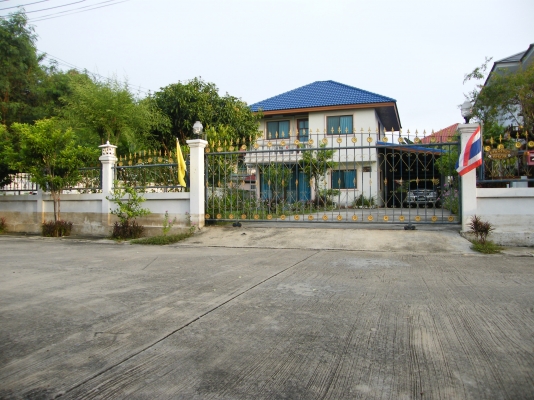 ขายบ้านเดี่ยว หมู่บ้านชนชอบ-ธันธวัช วัชรพล ซ.3