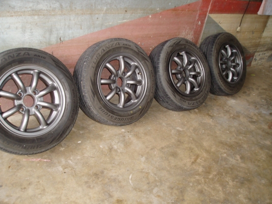 ขายล้อแม็กขอบ14พร้อมยา195 60 14ถูกๆใส่รถขับหลัง4รู114