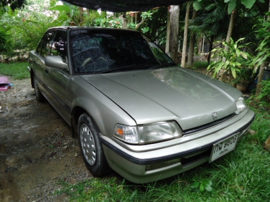 ขาย HONDA CIVIC รุ่น EX เกียร์ออโต้ ปี 2533 สภาพเก่าเก็บเดิมๆ ไม่ค่อยได้ใช้ เครื่องเงียบๆแน่นๆ ระบบไฟฟ้าทั้งคัน เข้าเช็คศูนย์ฮอนด้าตลอด มีทะเบียนพร้อมเอกสารโอน ไม่ขาดต่อภาษี ราคาถูกๆ 40,000.- บาทเท่านั้น รถจอดที่เชียงใหม่  ครับ ;D