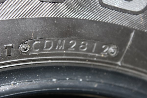 ขายยาง บริดโตน 245/70/16 ปี12