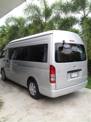 ต้องการขายด่วนรขายรถตู้แต่งVIPเจ้าของขายเองปรับราคาลง