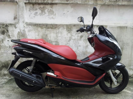 ขาย PCX 125i มือแรกปลายปี54 เครื่องเดิมๆ วิ่งน้อย ไม่มีล้มหรือชน