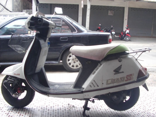 ขายรถป๊อบ ฮอนด้าลีดจองแล้วไม่มาเอา ขอขายต่อครับ