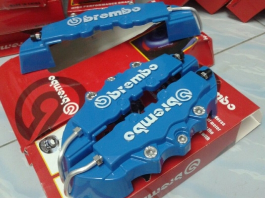 ฝาครอบคาลิปเปอร์ หรือฝาครอบเบรค ลาย brembo ฝาครอบคาลิปเปอร์ หรือฝาครอบเบรค ลาย brembo