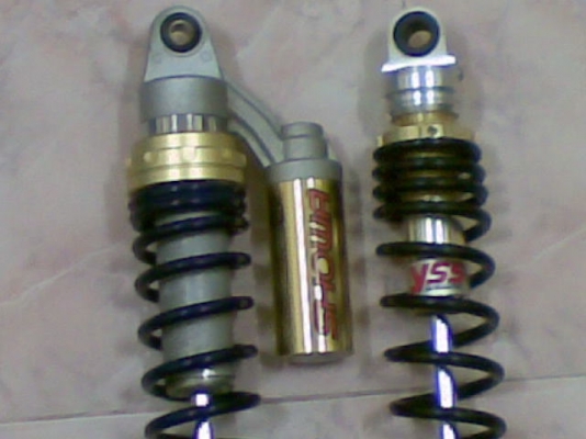 ขายโช็คyssกับshowaโทร 0831799040โส กทม