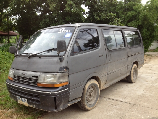 ขายรถตู้หัวจรวด ปี93