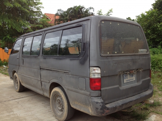 ขายรถตู้หัวจรวด ปี93