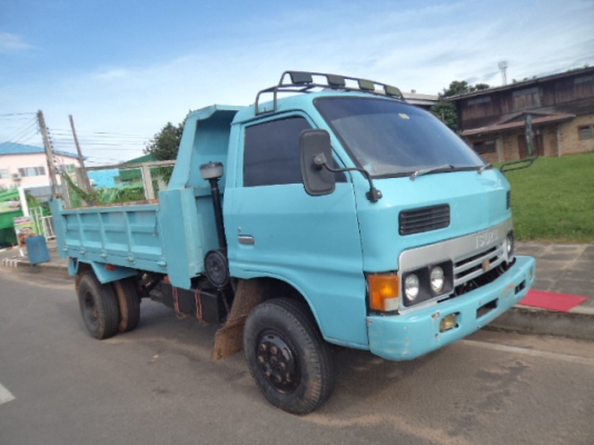 ขายรถ6ล้อดั้มอีซูซุKS 2คัน...คันละ285000บาท สภาพดีพร้อมใช้งานคับ