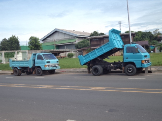 ขายรถ6ล้อดั้มอีซูซุKS 2คัน...คันละ285000บาท สภาพดีพร้อมใช้งานคับ