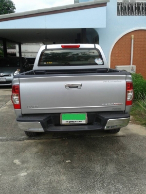 อีซูซุ 4 ประตู 2.5 iteq