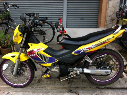 honda sonic ปี43 ภาษีไม่ขาด สภาพพร้อมใช้