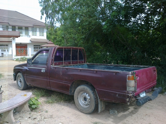 อีซูซเดิมสวย ขายถูก พร้อมใช้ อีซูซเดิมสวย ขายถูก พร้อมใช้