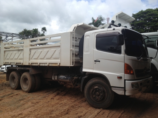 ขายรถบรรทุกHino Mega 220 HP ดั้ม