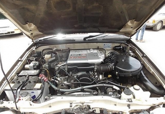 TOYOTA - HILUX TIGER D4D - EXTRACAB  2.5 MT