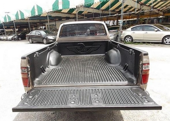 TOYOTA - HILUX TIGER D4D - EXTRACAB  2.5 MT