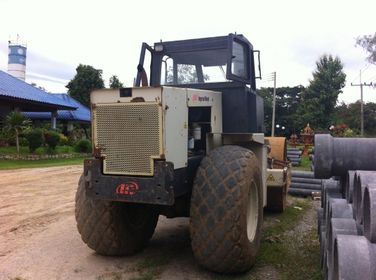 ขายรถบด INGERSOLAND SD100 สภาพดีมาก