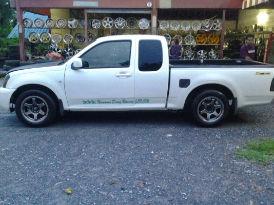 isuzu DMAX 2.5 TRUBO ปี 05 ล้อขอบ17 ขาย340000