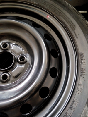 ขายล้อกระทะพร้อมยาง ขอบ 15 4/100
