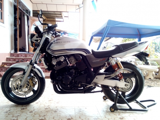ขายCB400เทค2 ปี2003อินวอย+สรรพสามิตแท้ๆ เครื่องดีสวยๆ ราคา105000 ต่อรองได้ครับ