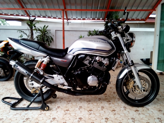 ขายCB400เทค2 ปี2003อินวอย+สรรพสามิตแท้ๆ เครื่องดีสวยๆ ราคา105000 ต่อรองได้ครับ