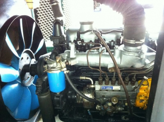 ขายเครื่องปั่นไฟ 60 kva AVR ไฟ 3 เฟส Hino EH700 ให้ราคา 200,000บาท ภายใน 2 วันนี้เท่านั้น อีก2วันมีคนมาเอา