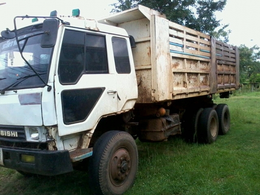 Fuso 195 T สวยๆ  สภาพตามรูปจริง  พร้อมใช้    1,200,000  (( ต่อรองได้)) 091-3328881