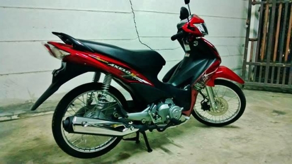 (หัวฉีด) Axelo 2012 สตาร์ท มือ สภาพมือหนึ่ง ขายถูก ลดได้เป็ฯพัน