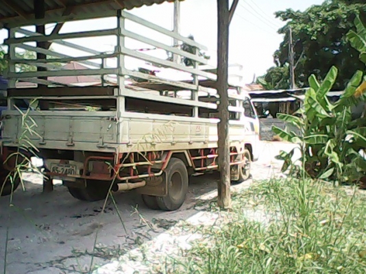 ISUZU NKR 110
