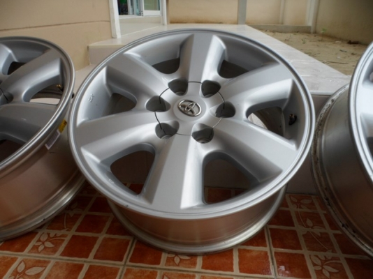 (ชุด6,900บ.)แม็กเดิมFONTUNERขอบ17สภาพสวย (เอายาง235/60/17เพิ่มชุด2000บ)