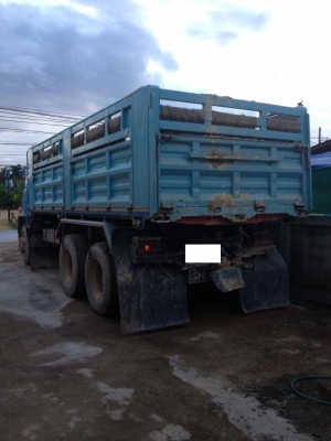 ขายสิบล้อร็อกกี้FXZ 240 หัวเก๋งสวย มี ระบบลากพ่วง รถพร้อมใช้งานมาก