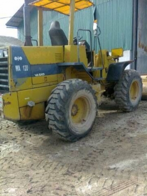 รถตัก WA 100 สนใจติดต่อ 081 - 6079515 รถตัก WA 100 สนใจติดต่อ 081 - 6079515