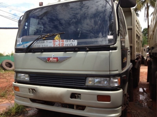 รถฮีโน่ 10 ล้อดั้ม FM3H  เปลื่ยนเครื่อง 210 แรงม้า  สนใจติดต่อ  081 - 6079515