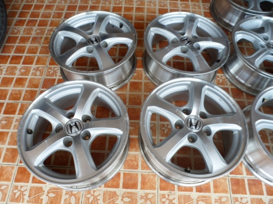 ขายแม็ก civic FD ขอบ15" ใส่5รู114 กระบะ5รู ใส่ได้(ชุด4วง 2,900บ.)