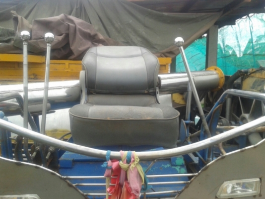 ขายรถเกี่ยวอุ้มปรับระดับ เครื่อง 175เทอร์โบ ขายรถเกี่ยวอุ้มปรับระดับ เครื่อง 175เทอร์โบ