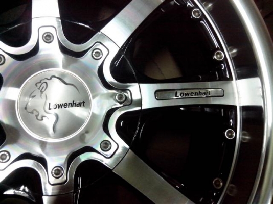 ล้อ MAX LOWENHART แนว VIP ขอบ17x7.5 6 รู งาม ยังใหม่