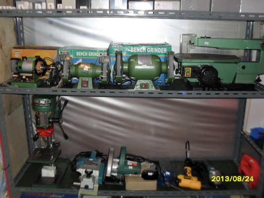 ขาย ส่ง-ปลีก เครื่องมือไฟฟ้างานช่าง เช่น เครื่องเชื่อมไฟฟ้า เชื่อมแกส ปั้มลม เครื่องปั่นไฟ สว่าน หินเจียร กบไฟฟ้า เลื่อยวงเดือน เครื่องฉีดนำ้แรงดันสูง เครื่องแยกไฟฟฟ้า จิกซอ แผงป้ายไฟ LED ต่างๆ อื่นๆมากมาย ราคาถูก