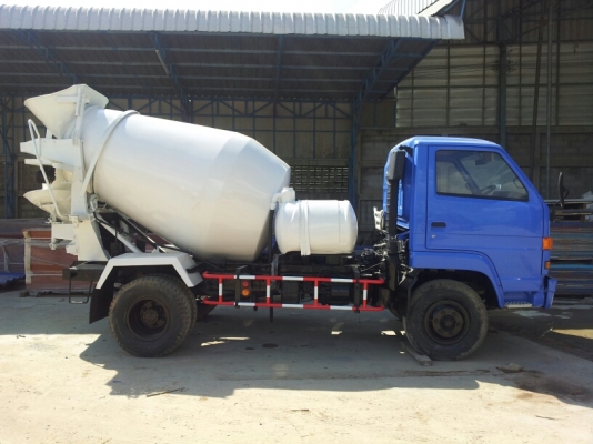 รถโม่2.5คิว ISUZU 175 แรงม้า พร้อมใช้ทันที