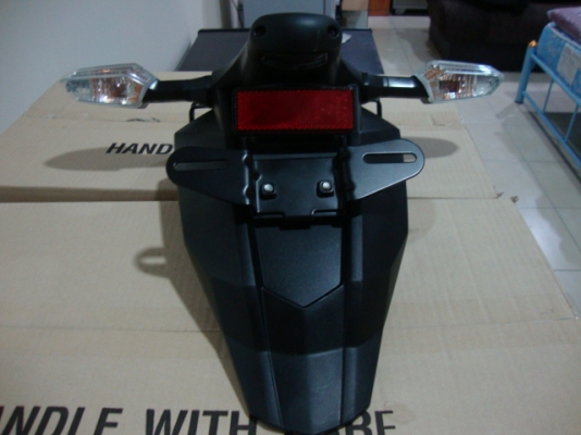 ขายอุปกรณ์เดิมติดรถER6N 2012 ท้ายเดิมพร้อมไฟเลี้ยว