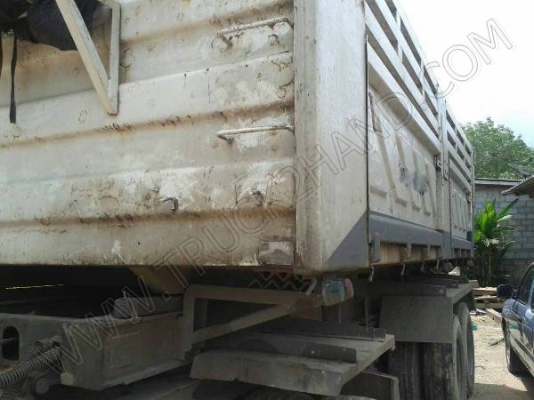 รถบรรทุกพ่วงดั๊มพ์ แม่-ลูก ยี่ห้อ ISUZU รุ่น FXZ 240 แรงม้า