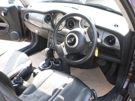 MINI COOPER1.6 LOOK2 AIRBAG6ใบ ปี2007 MINI COOPER1.6 LOOK2 AIRBAG6ใบ ปี2007