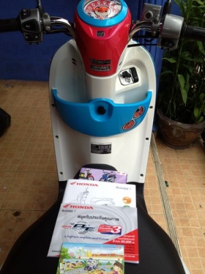 HONDA SCOOPY I ตัวใหม่ล่าสุด(ไฟฝัง)ลายLOVERรถ8เดือนวิ่ง2xxxโลสวยกริ้บพร้อมใช้งาน