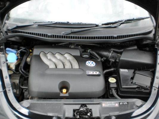 VOLKSWAGEN NEW BEETLE 2.0 สีดำเดิม เครื่องเดิม เกียร์AUTO VOLKSWAGEN NEW BEETLE 2.0 สีดำเดิม เครื่องเดิม เกียร์AUTO