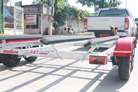 เทรลเลอร์สำหรับ 3 ลำ (2 เพลา) จาก PNT  เทรลเลอร์ 093-9895964