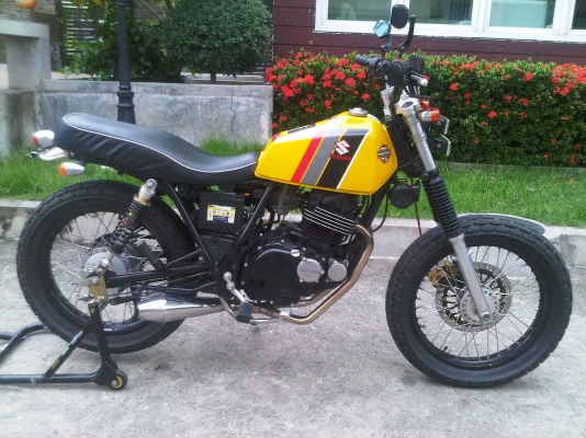 ขาย suzuki volty 250 niv. ราคา 39000แต่งแทร็กเกอร์ สภาพดีเครื่องแน่นๆ ไฟติดทุกดวง ดูรถได้ที่รามคำแหง สนใจติดต่อ 0875551797 ราคาต่อลองได้ครับ ขาย suzuki volty 250 niv. ราคา 39000แต่งแทร็กเกอร์ สภาพดีเครื่องแน่นๆ ไฟติดทุกดวง ดูรถได้ที่รามคำแหง สนใจติดต่อ 0875551797 ราคาต่อลองได้ครับ