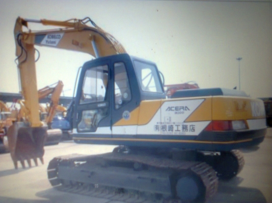 รถsk200มาคร์ทีนำเข้าเก่าญี่ปุ่นแท้ไม่เคยใช้งานเมืองไทยเลย ขอขอบคุณทีมงานพี่เสือที่ช่วยในการขายครั้งนี่สำเร็จ